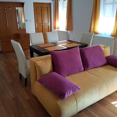Apartman Kaszas Central Mosonmagyaróvár Zewnętrze zdjęcie