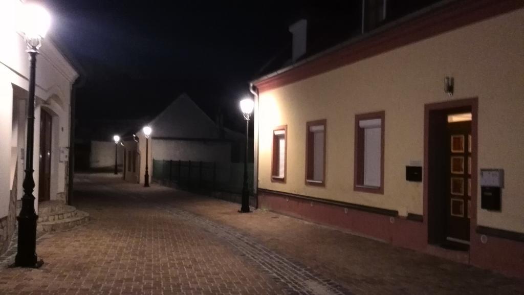 Apartman Kaszas Central Mosonmagyaróvár Zewnętrze zdjęcie