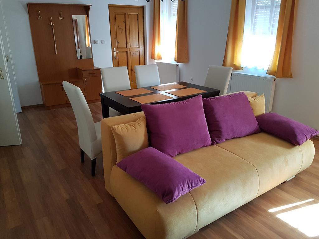 Apartman Kaszas Central Mosonmagyaróvár Zewnętrze zdjęcie